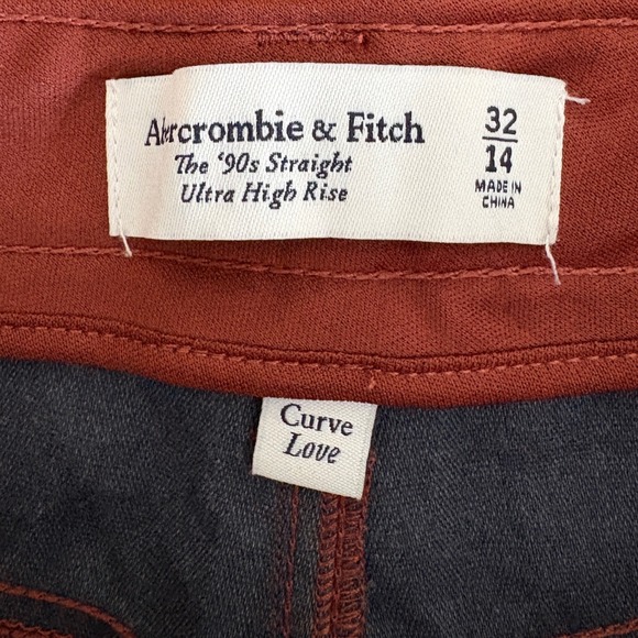 Abercrombie & Fitch Curve Love 90s Straight Vegan Leather Pants Size 32 / 14 - Picture 3 of 10